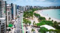 A capital alagoana continua se destacando no cenário imobiliário nordestino com bairros que apresentam os metros quadrados mais valorizados da […]